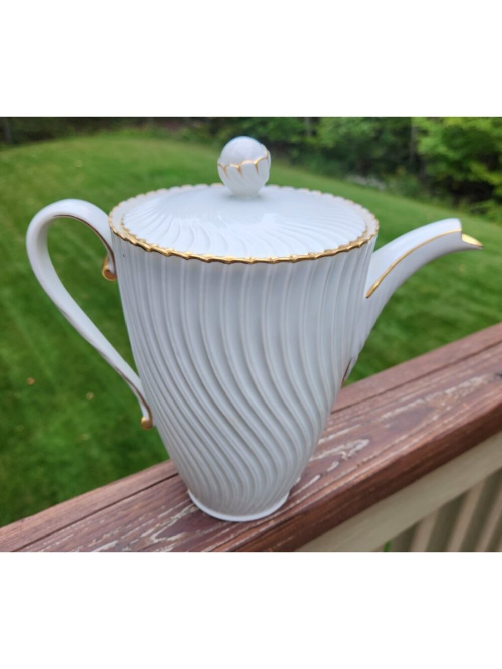 Giraud Brousseau Limoges White Swirl Twist Gold Trim Coffee Pot Teapot France